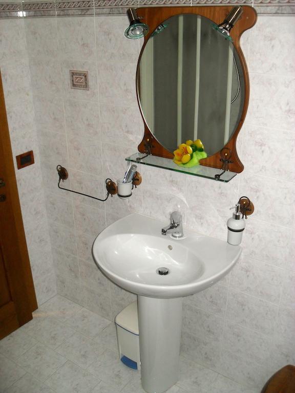 Affittacamere Casa Sofia Anghiari Habitación foto